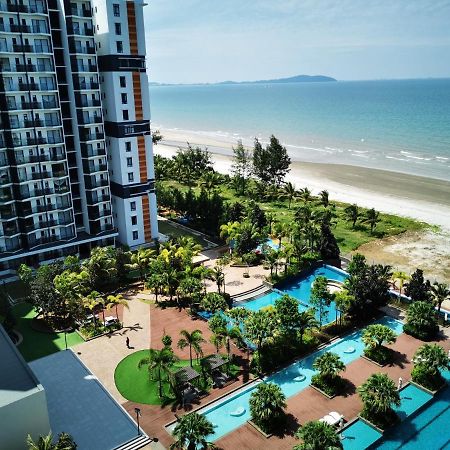 Timurbay Seafront Residence By L'Amour Home Kuantan Exteriör bild