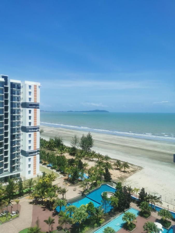 Timurbay Seafront Residence By L'Amour Home Kuantan Exteriör bild